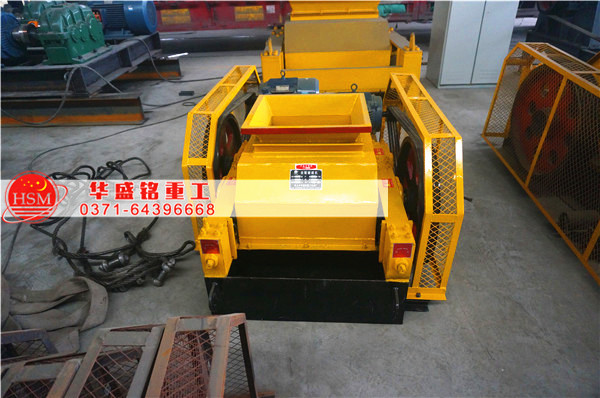 雙齒輥破碎機圖片