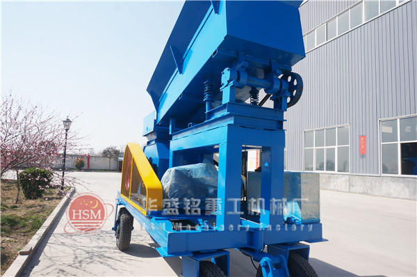 錘破移動式破碎站發貨現場