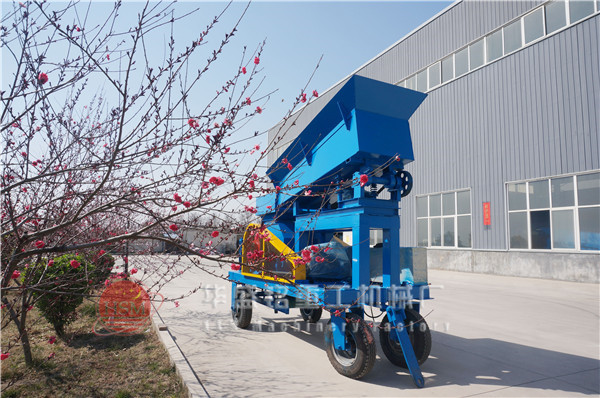 大型顎破移動式破碎站