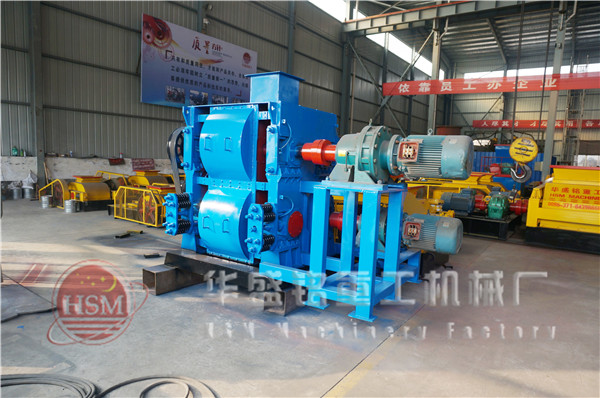 哪些因素容易造成四輥破碎機輥皮磨損