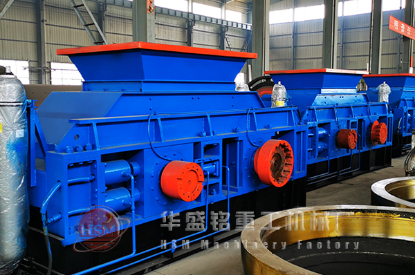 大型對輥破碎機圖片